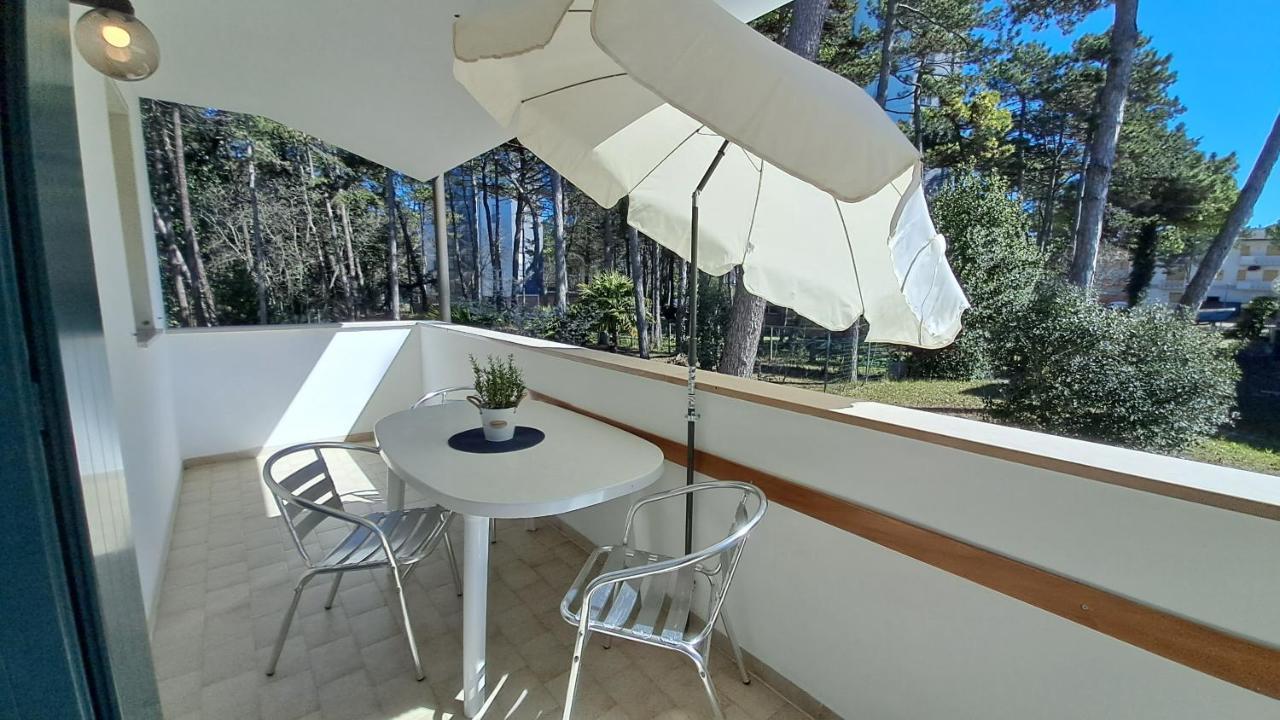 Villa Barbara Fra I Pini Lignano Sabbiadoro Kültér fotó