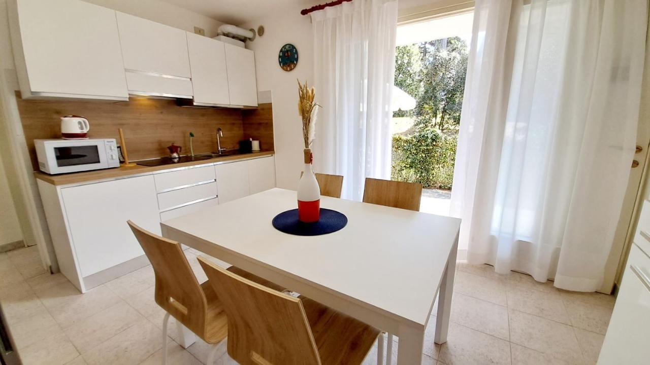Villa Barbara Fra I Pini Lignano Sabbiadoro Kültér fotó