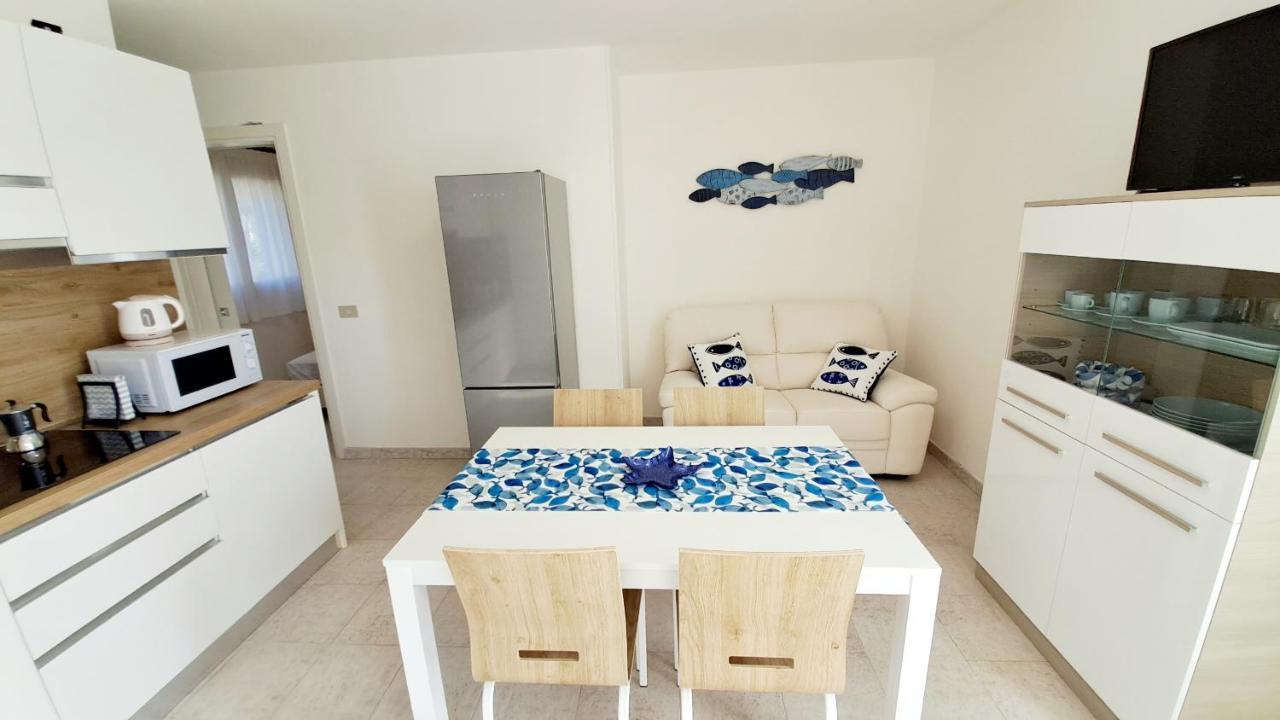 Villa Barbara Fra I Pini Lignano Sabbiadoro Kültér fotó