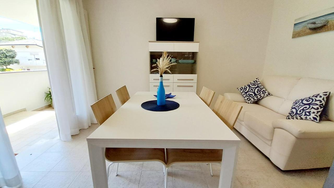 Villa Barbara Fra I Pini Lignano Sabbiadoro Kültér fotó
