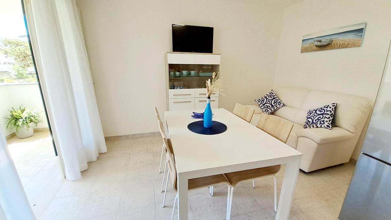 Villa Barbara Fra I Pini Lignano Sabbiadoro Kültér fotó